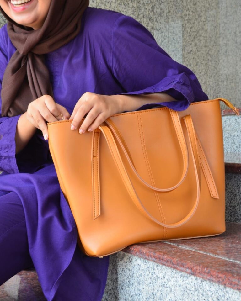 STRAPS SHAPE TOTE SMART WOMEN BAG